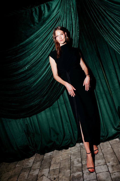 Karlie Kloss at Into the Wild Dinner Art Basel Miami, December 2025 6