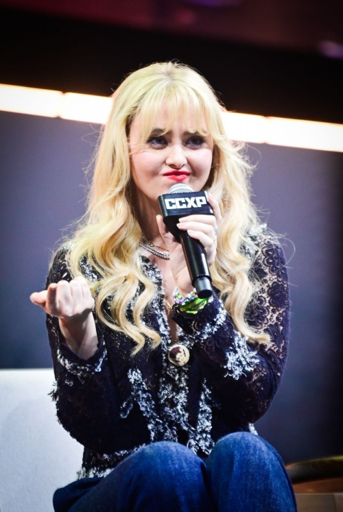Kathryn Newton Hosts CCXP Special Panel in Sao Paulo, December 2025 2