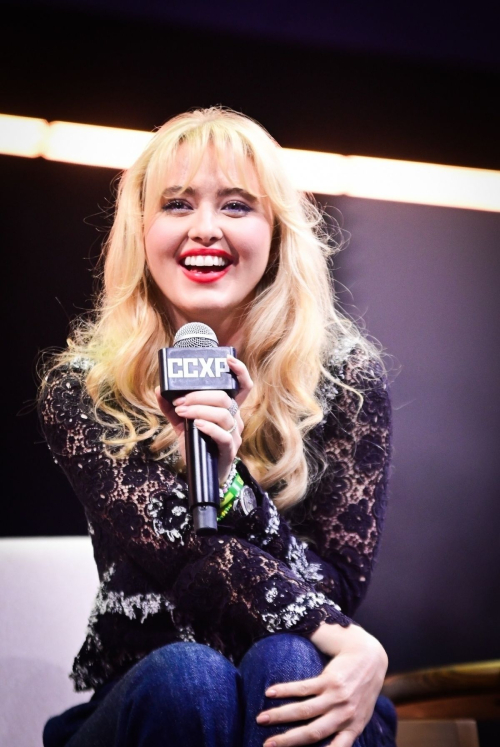 Kathryn Newton Hosts CCXP Special Panel in Sao Paulo, December 2025 4