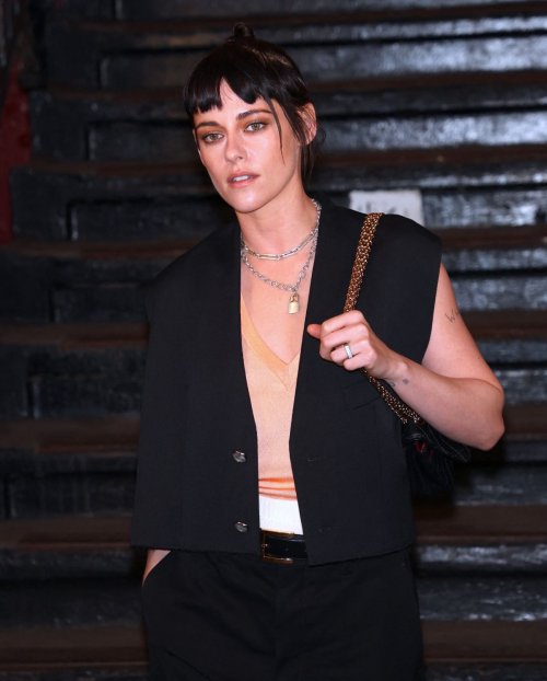 Kristen Stewart at Chanel Metiers d’Art Show NYC, December 2025 3