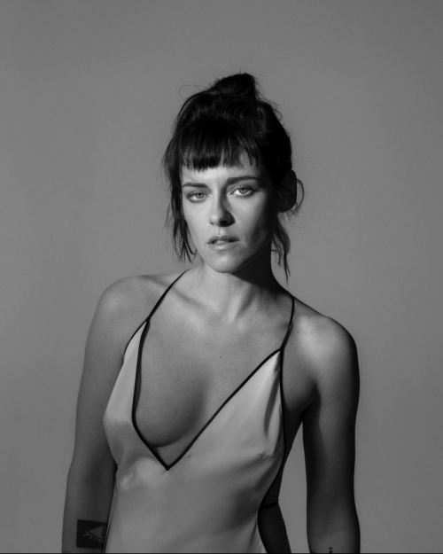 Kristen Stewart Featured in The New York Times, December 2025 4