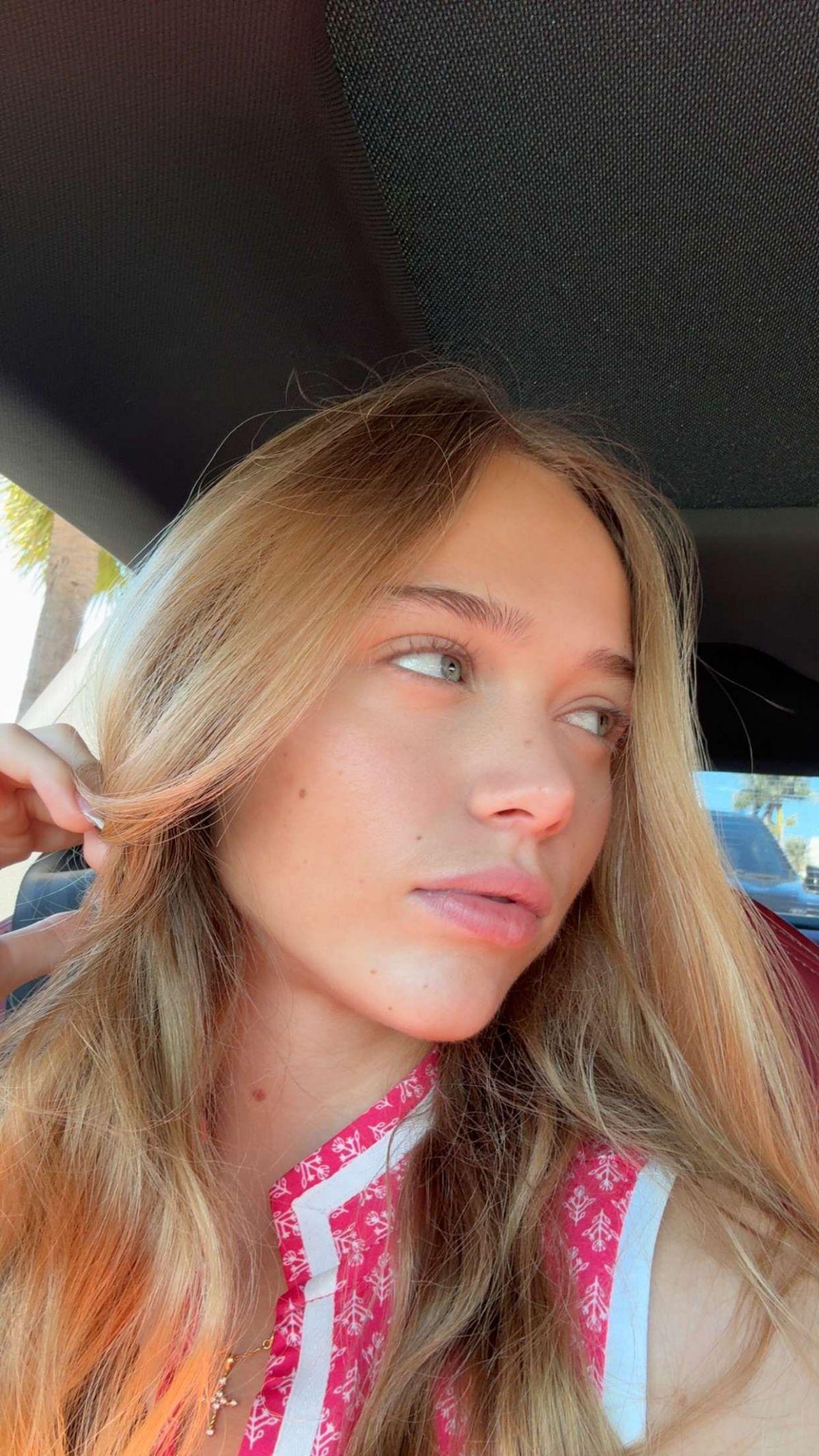 Kyla Dodds Instagram Photos, December 2025 17