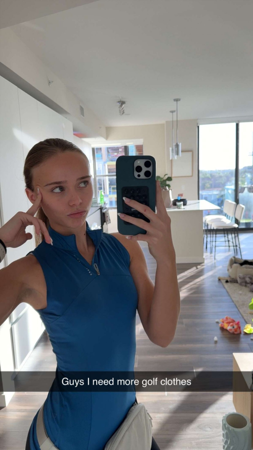 Kyla Dodds Shares Latest Instagram Looks, December 2025 3