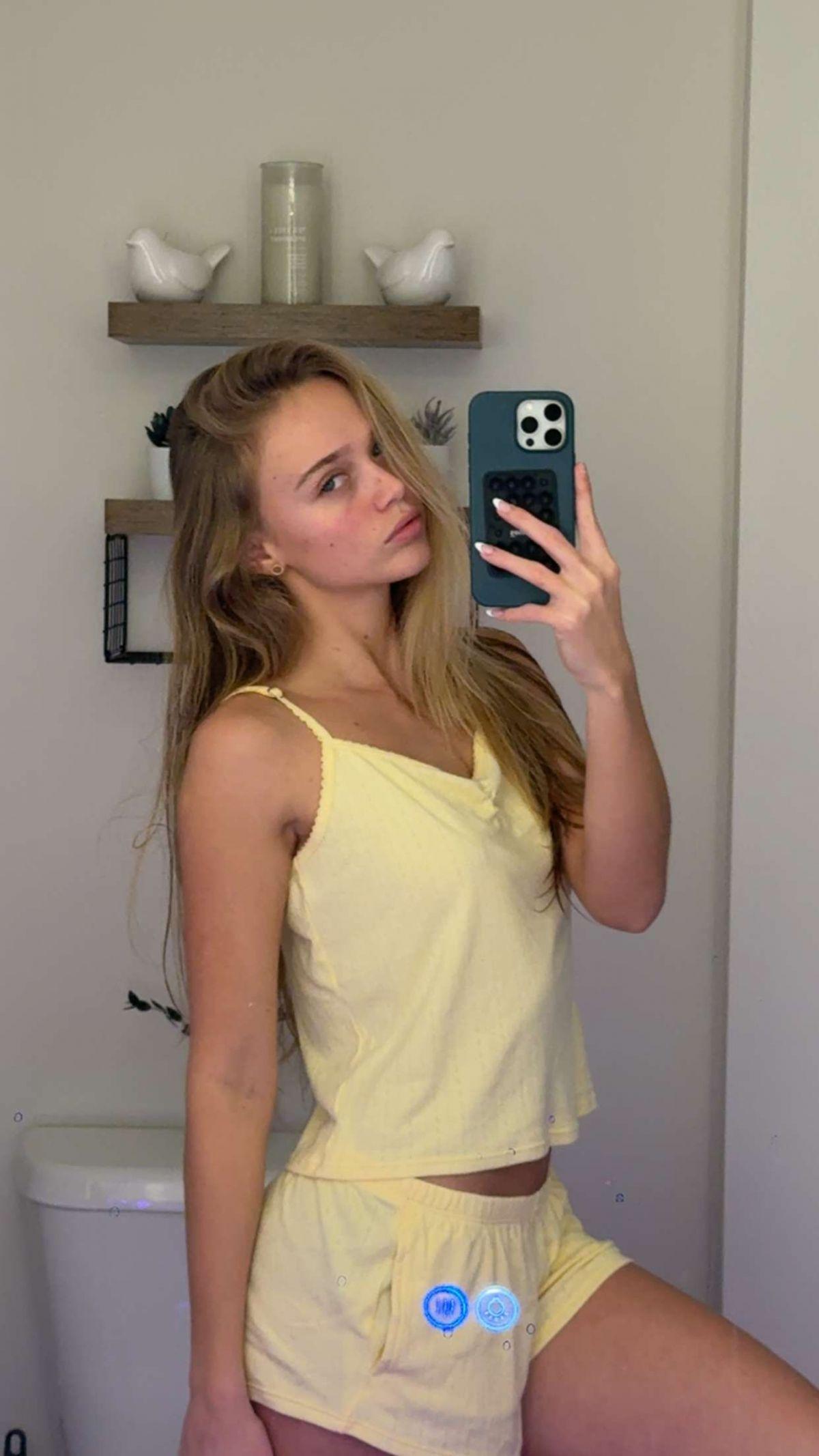 Kyla Dodds Shares New Instagram Photos, December 2025 2