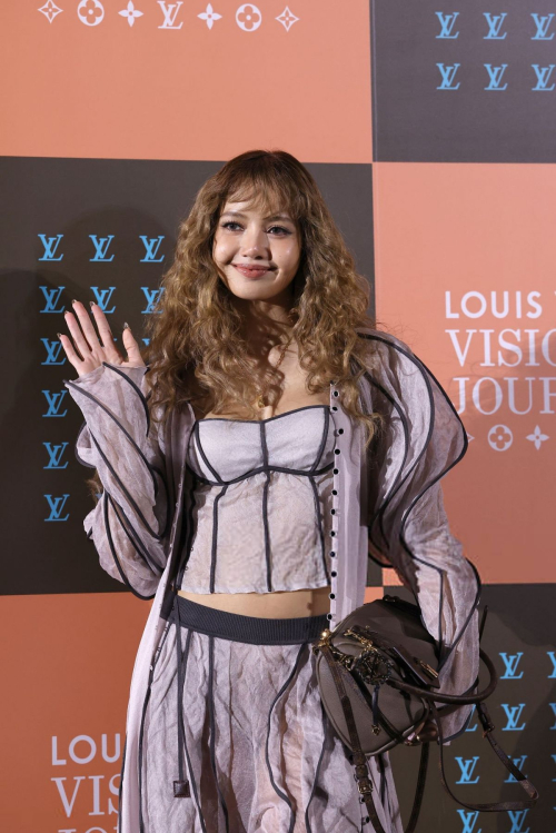 Lalisa Manobal at Louis Vuitton Visionary Journeys Seoul, December 2025 2