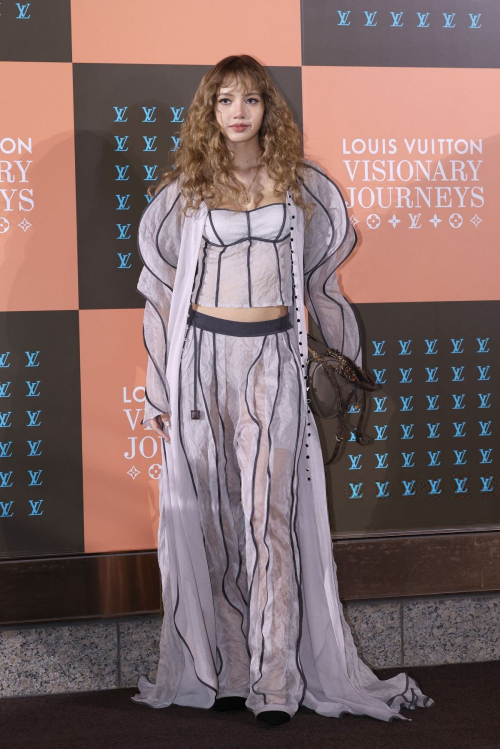 Lalisa Manobal at Louis Vuitton Visionary Journeys Seoul, December 2025 6