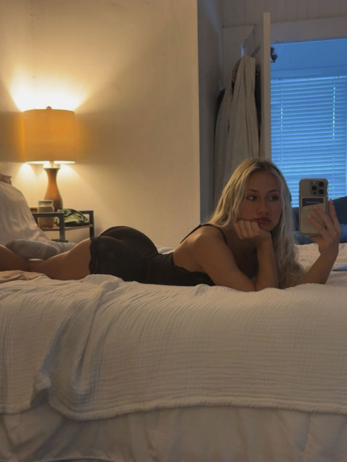 Leila Faler Drops Instagram Photo Highlights, December 2025 2