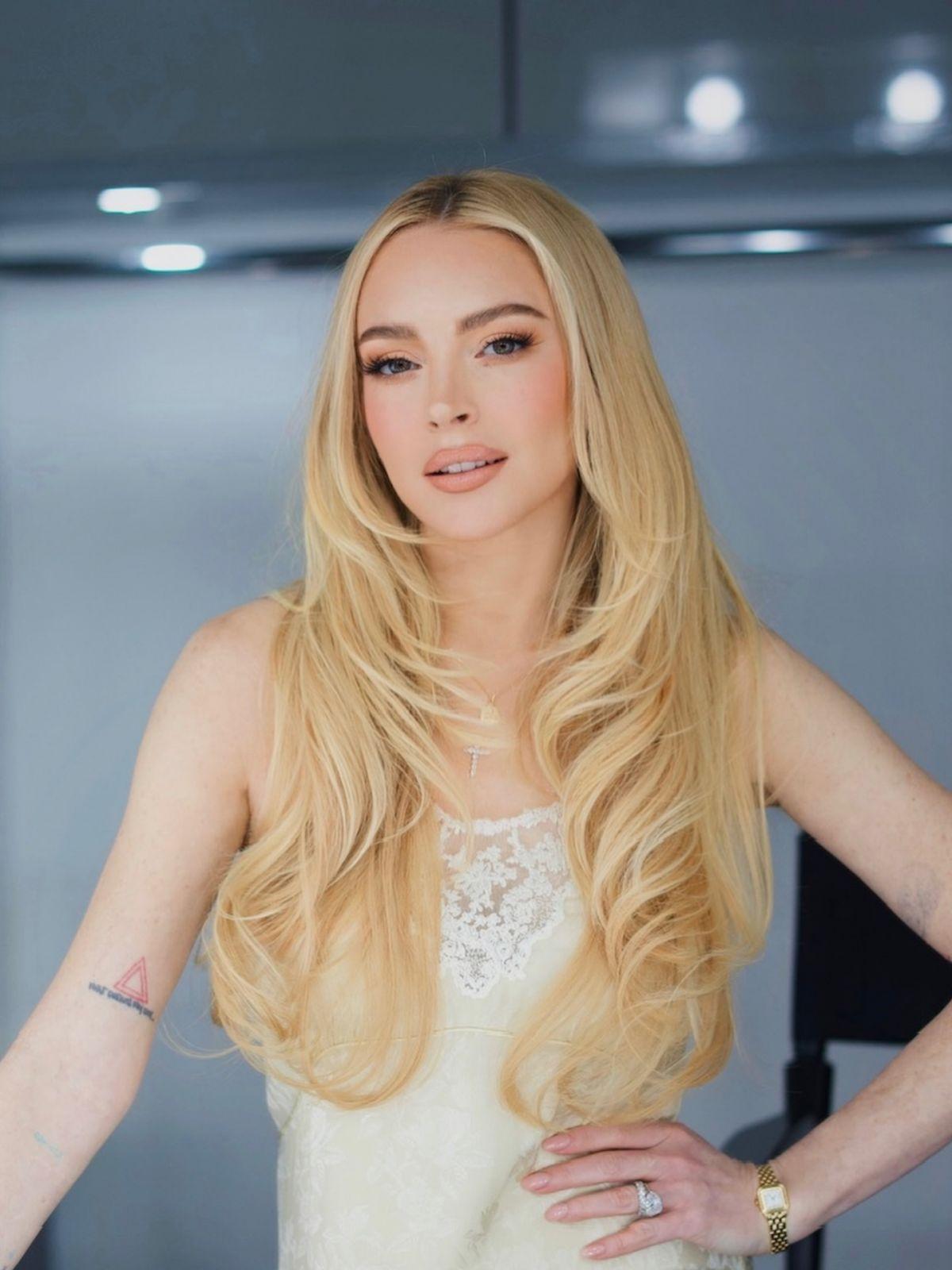 Lindsay Lohan Posts New Instagram Photos, December 2025 2