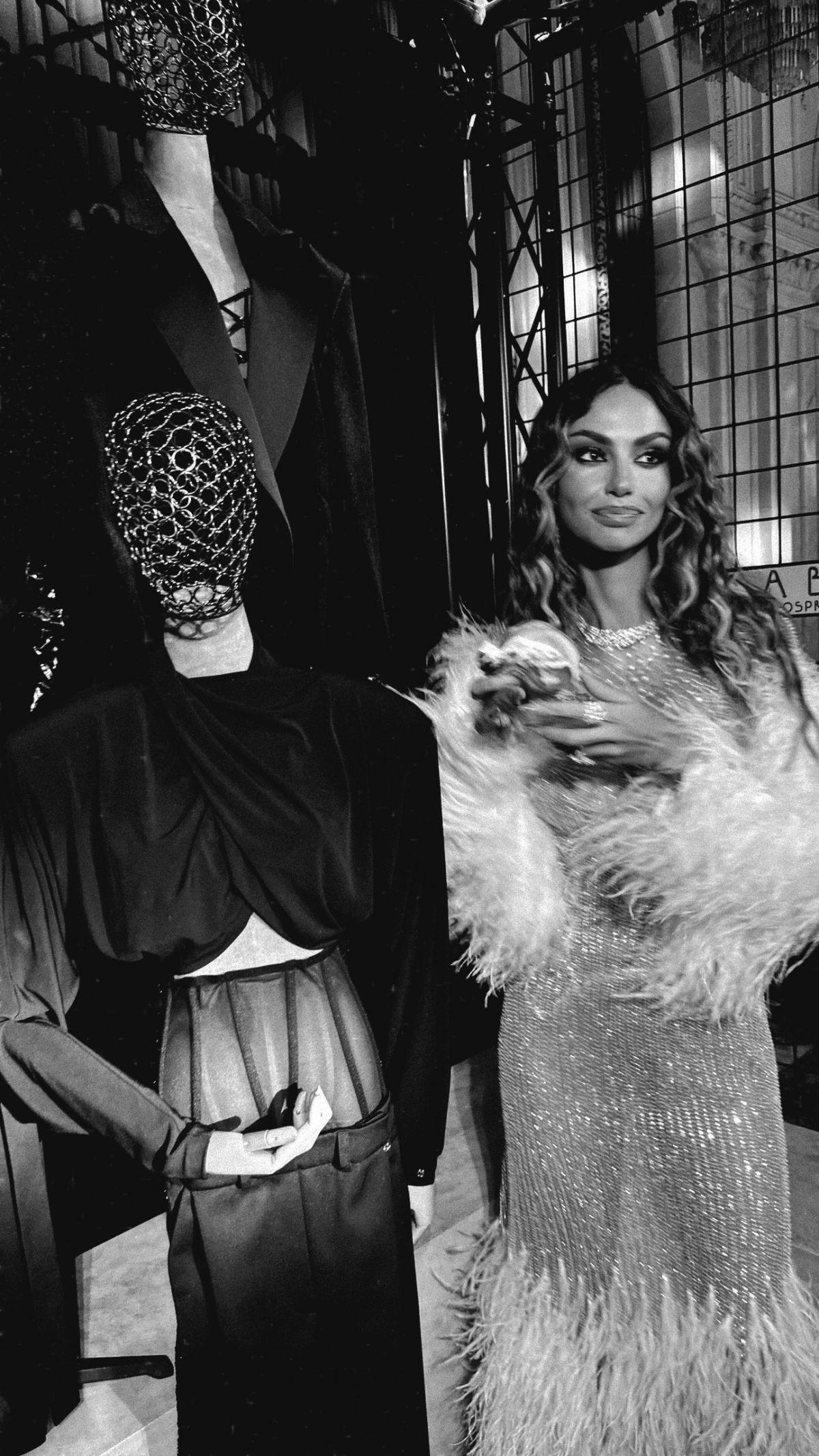 Madalina Ghenea Shares Fresh Instagram Photos, December 2025 2