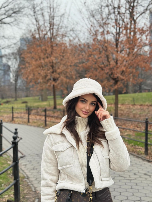 Mahlagha Jaberi Latest Instagram Photos, December 2025 22