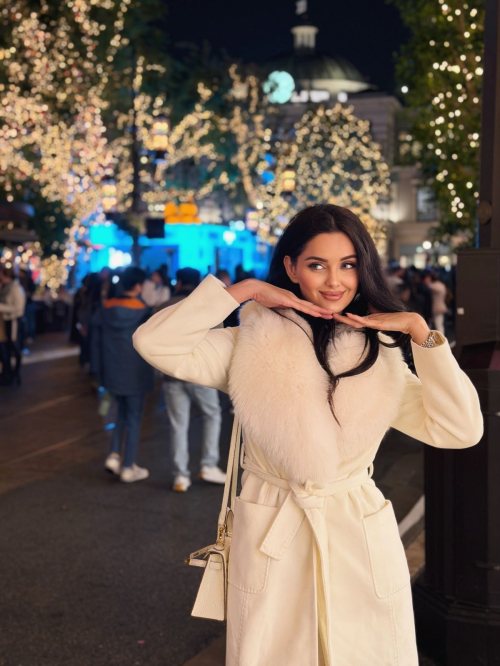 Mahlagha Jaberi Latest Instagram Photos, December 2025 4