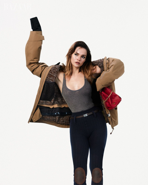 Maia Mitchell in Harper’s Bazaar Australia Feature, December 2025 5