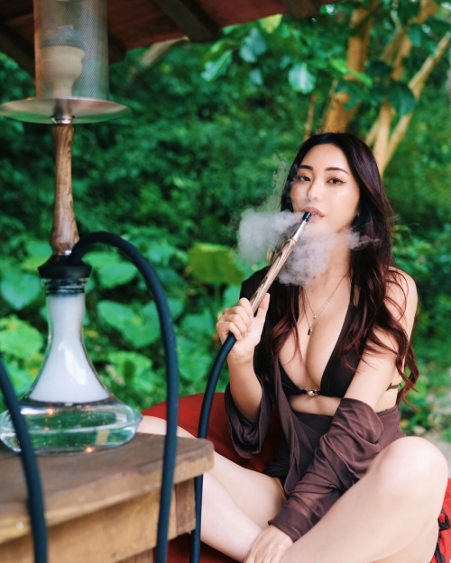 Makoto Minami Shares Instagram Style Update, December 2025