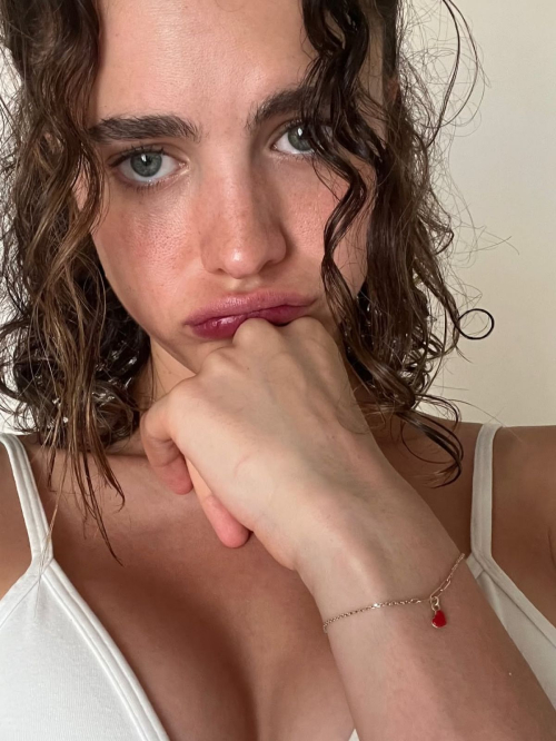 Margaret Qualley Shares Latest Instagram Pictures, December 2025