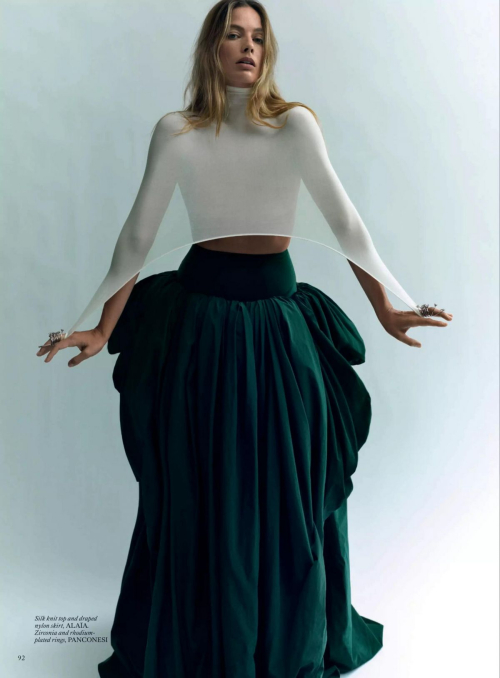 Margot Robbie Featured in British Vogue, January 2026 5