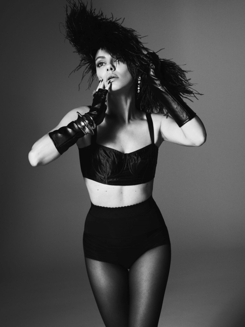 Mila Kunis Featured in Flaunt Magazine, December 2025 8