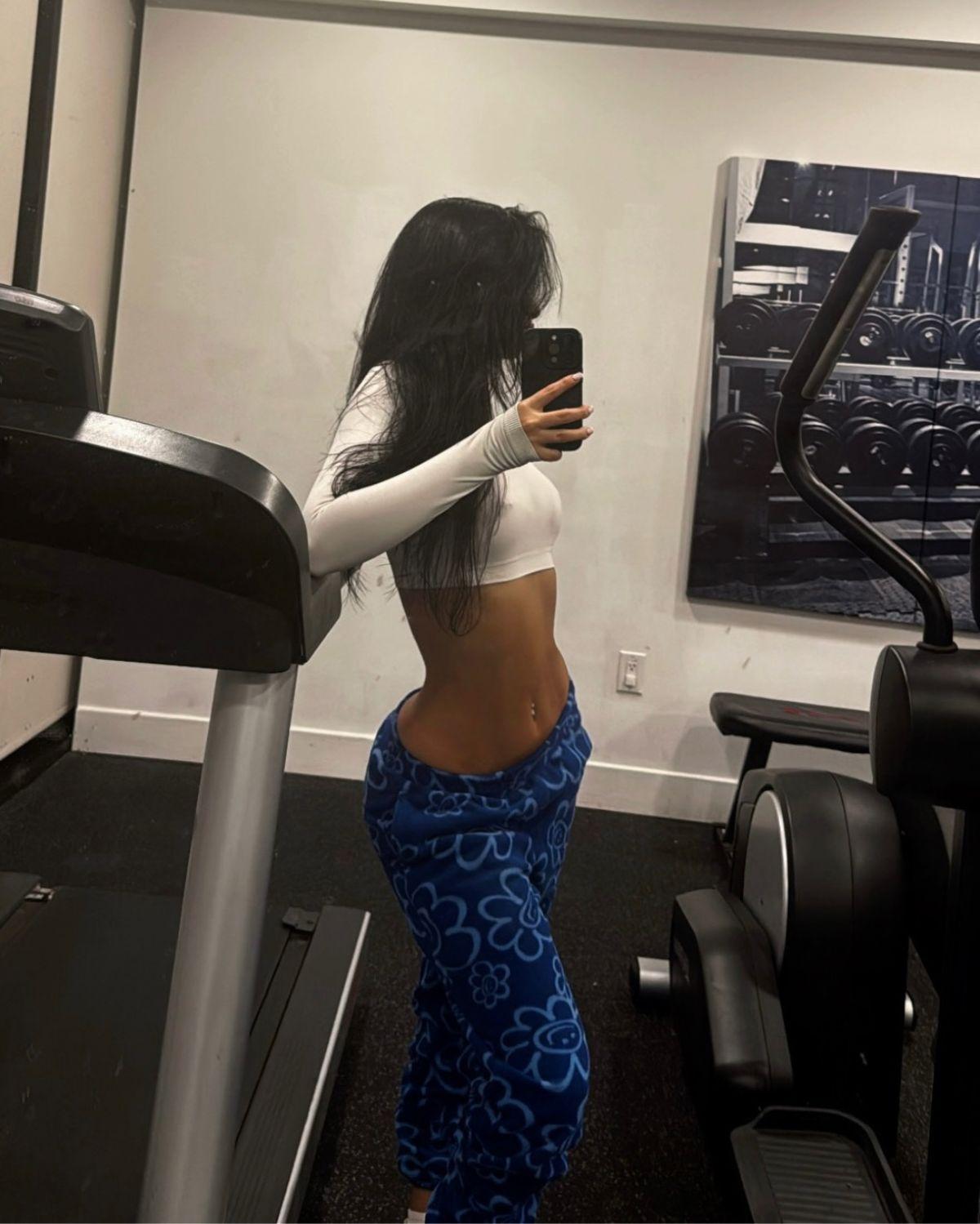 Naaz Torbati Instagram Photos, December 2025 6