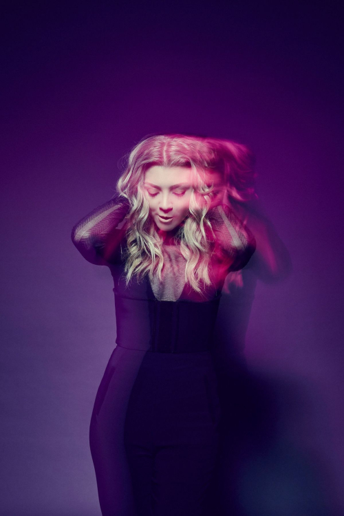 Natalie Dormer People’s Choice Awards Portrait, January 2016 5