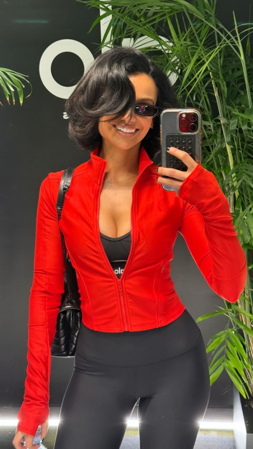 Nazanin Mandi Shares Instagram Fashion Update, December 2025 1