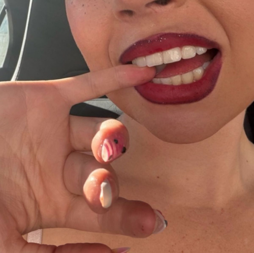 Neriah Fisher Shares Latest Instagram Photos, December 2025 1