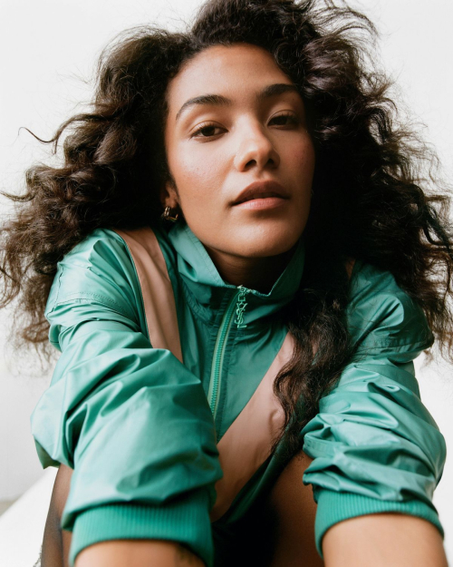 Olivia Dean Featured in Nylon Magazine, December 2025 9