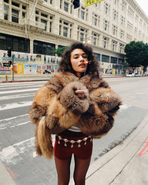 Olivia Dean Featured in Nylon Magazine, December 2025 4