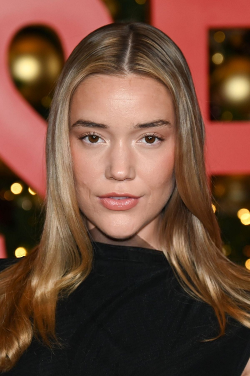 Olivia Ponton at The Housemaid Screening in NYC, December 2025 3