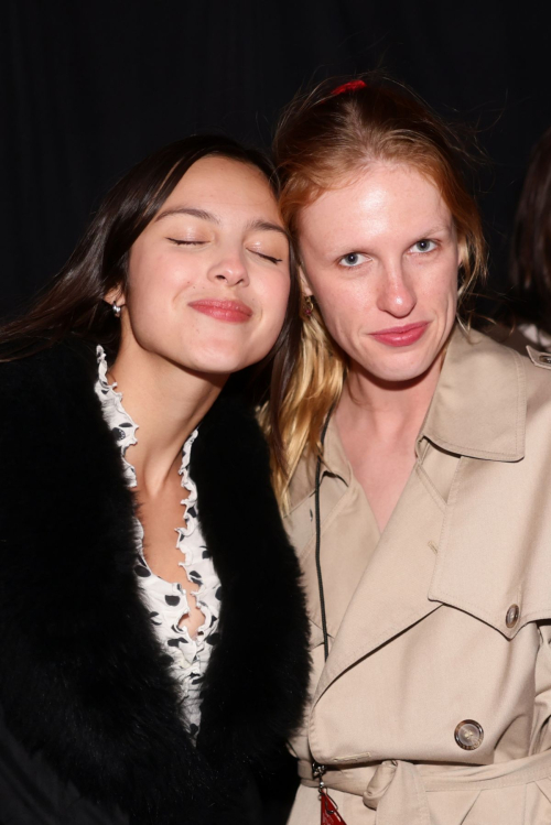 Olivia Rodrigo at KIIS FM Jingle Ball in Los Angeles, December 2025 1