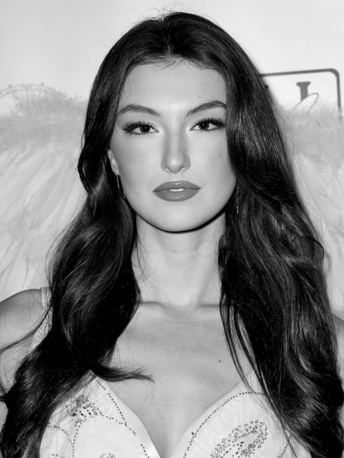 Rachel Pizzolato New Instagram Photos Update, December 2025 29