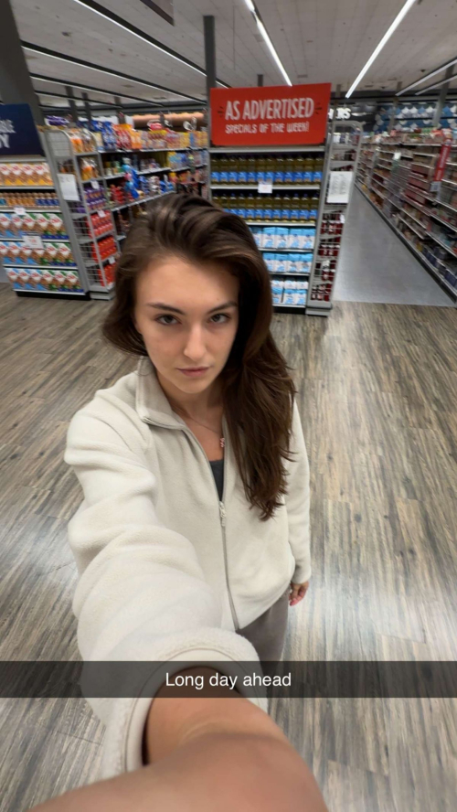 Rachel Pizzolato Posts Instagram Photo Highlights, November 2025 3