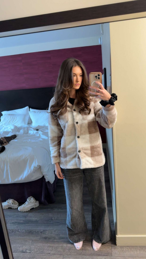 Rachel Pizzolato Shares New Instagram Photos, December 2025 18