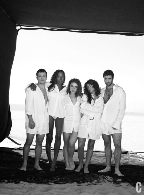 Rachel Sennott and Odessa A’Zion for Cosmopolitan, November 2025 4