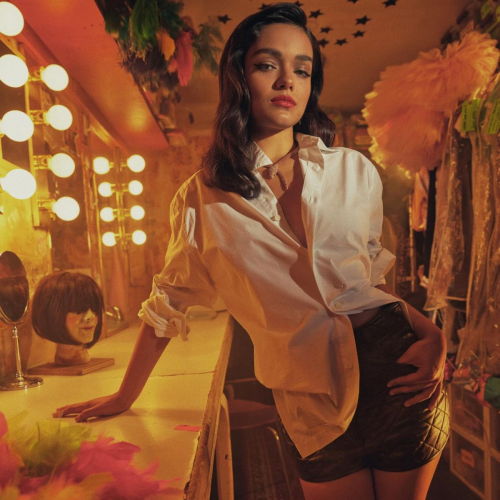 Rachel Zegler Shares Instagram Photos Update, December 2025