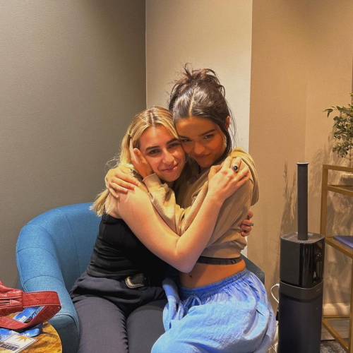 Rachel Zegler Shares New Instagram Moments, December 2025 4