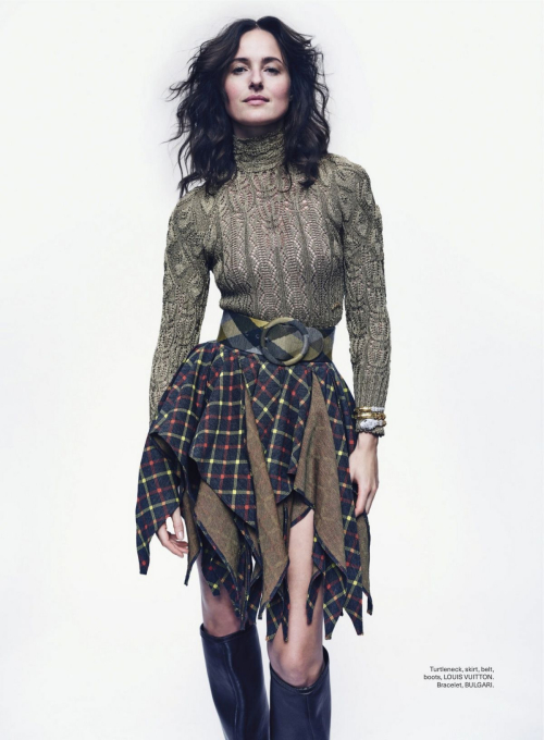 Renate Reinsve in Elle USA Women in Hollywood, November 2025 2