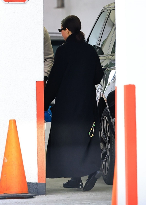 Selena Gomez Spotted Leaving Beverly Hills Clinic, December 2025 5