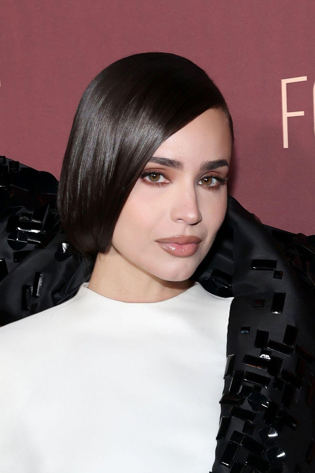 Sofia Carson at The Actors Night Hosted by ELLE, December 2025 6