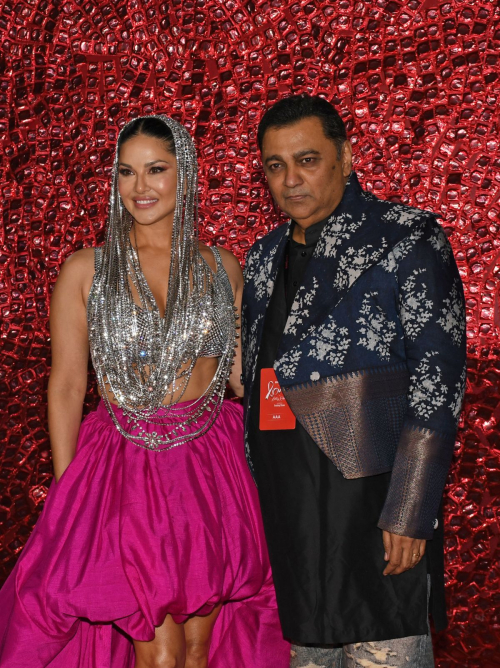 Sunny Leone at World AIDS Day Fashion Show Mumbai, November 2025 3