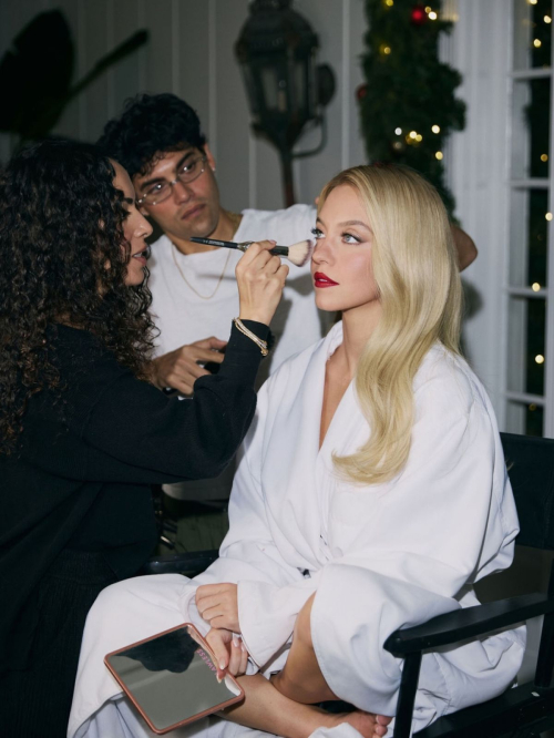 Sydney Sweeney Poses at New Photoshoot, December 2025 11