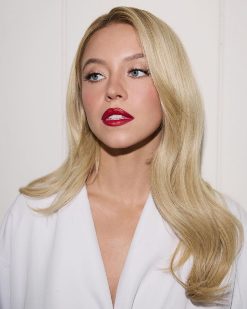 Sydney Sweeney Poses at New Photoshoot, December 2025 14