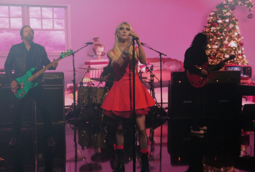 Taylor Momsen Appears on Jimmy Kimmel Live, December 2025 1