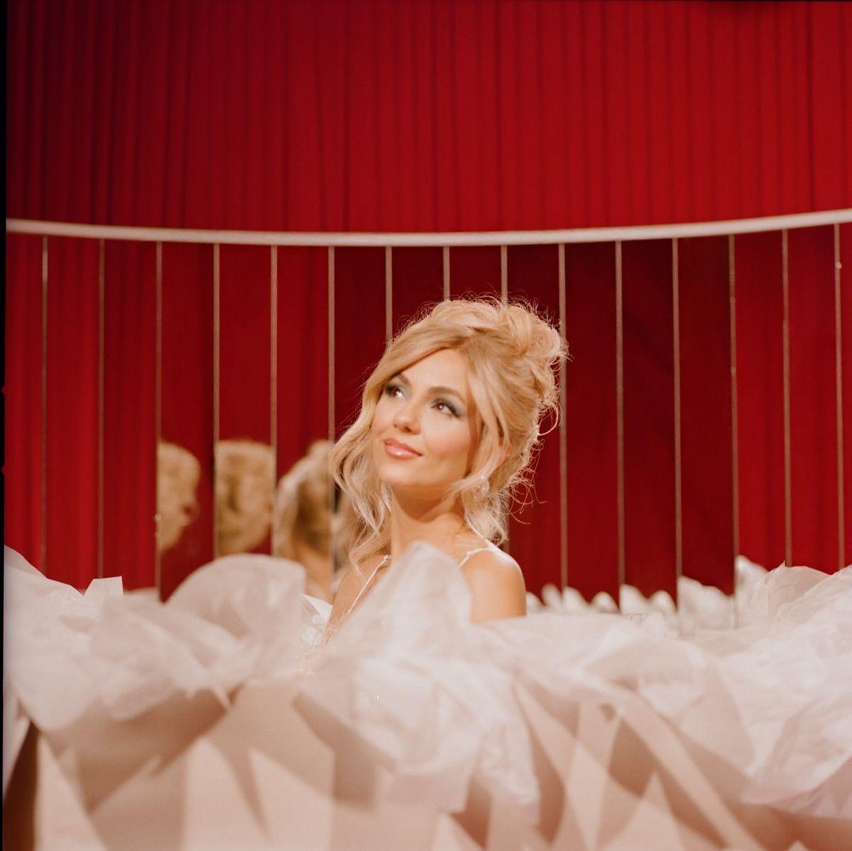 Victoria Justice Latest Instagram Photos, December 2025 3