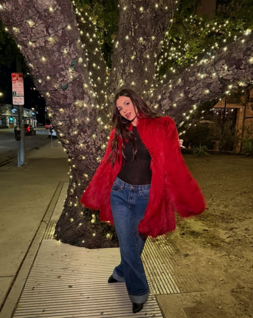Victoria Justice Shares Fresh Instagram Looks, December 2025 5