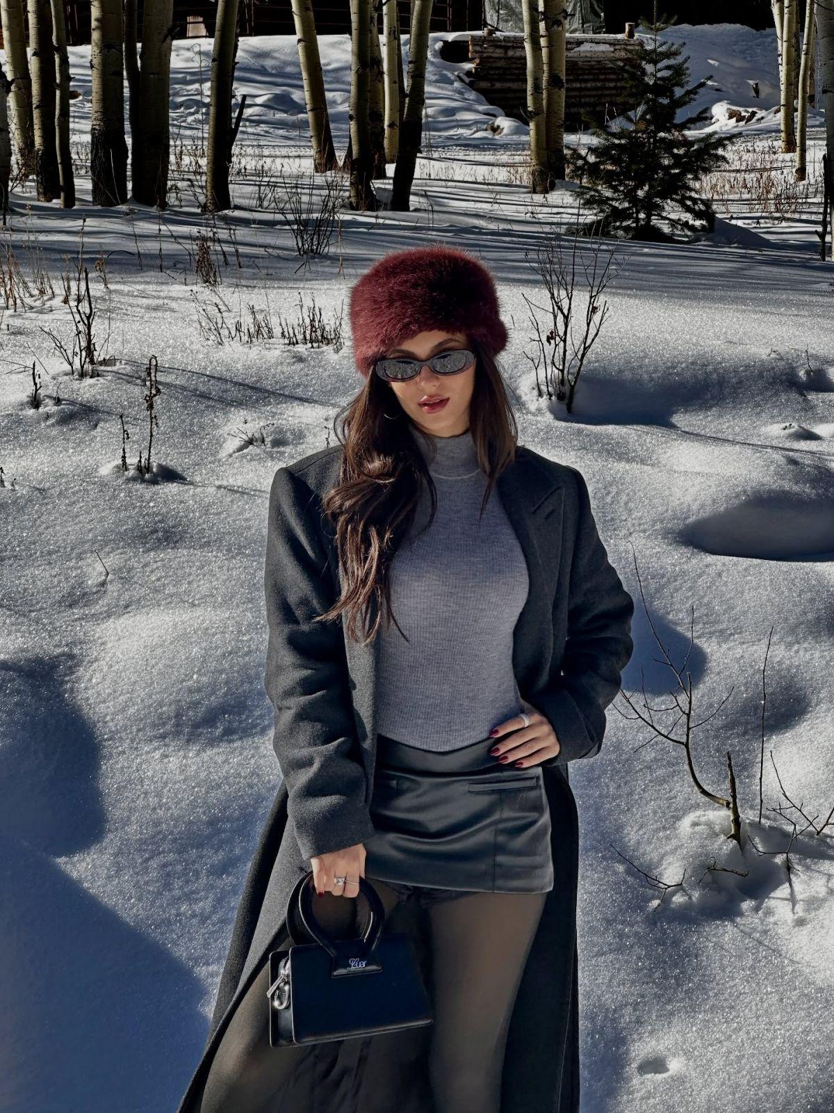 Victoria Justice Shares Fresh Instagram Photos, December 2025 13