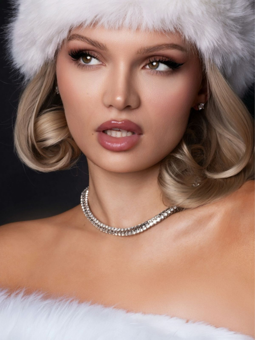 Violetta Seleznova Latest Instagram Style Update, December 2025 5