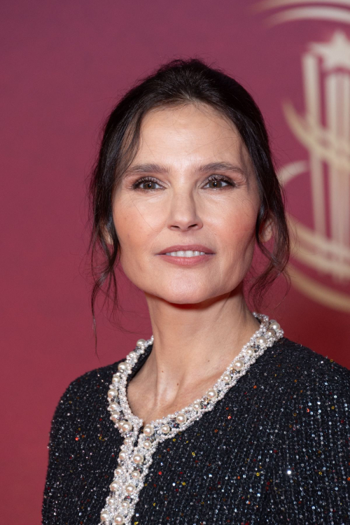 Virginie Ledoyen at Marrakech Film Festival Opening Ceremony, November 2025 1