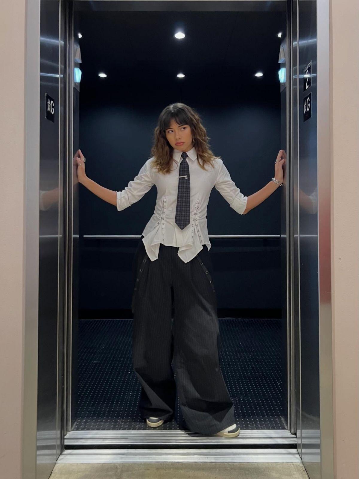 Xochitl Gomez Shares Instagram Style Moments, December 2025 5