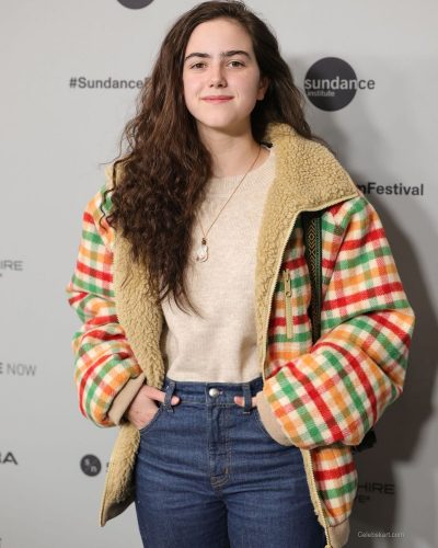 Abby Ryder showcases stylish look