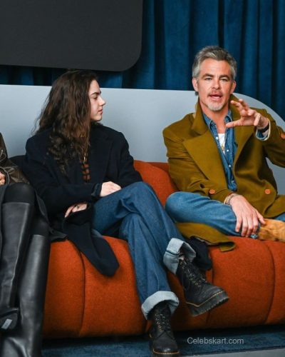 Abby Ryder turns heads in stylish look