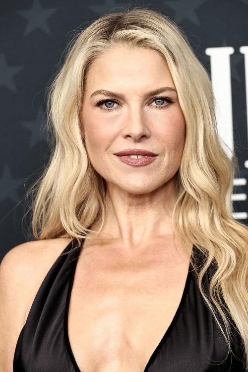 Ali Larter poses on red carpet at Critics Choice Awards Santa Monica